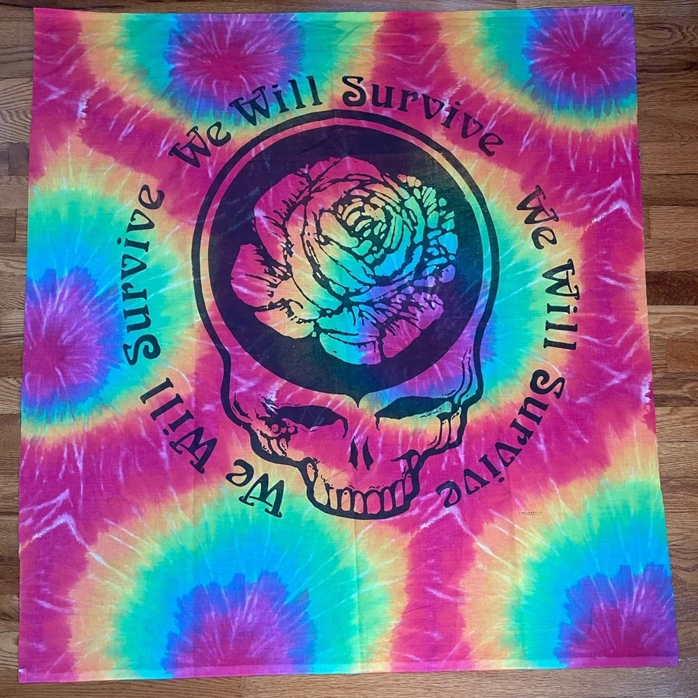 90s The Grateful Dead tie dye wall tapestry hanging poster band tee 1995 shirt